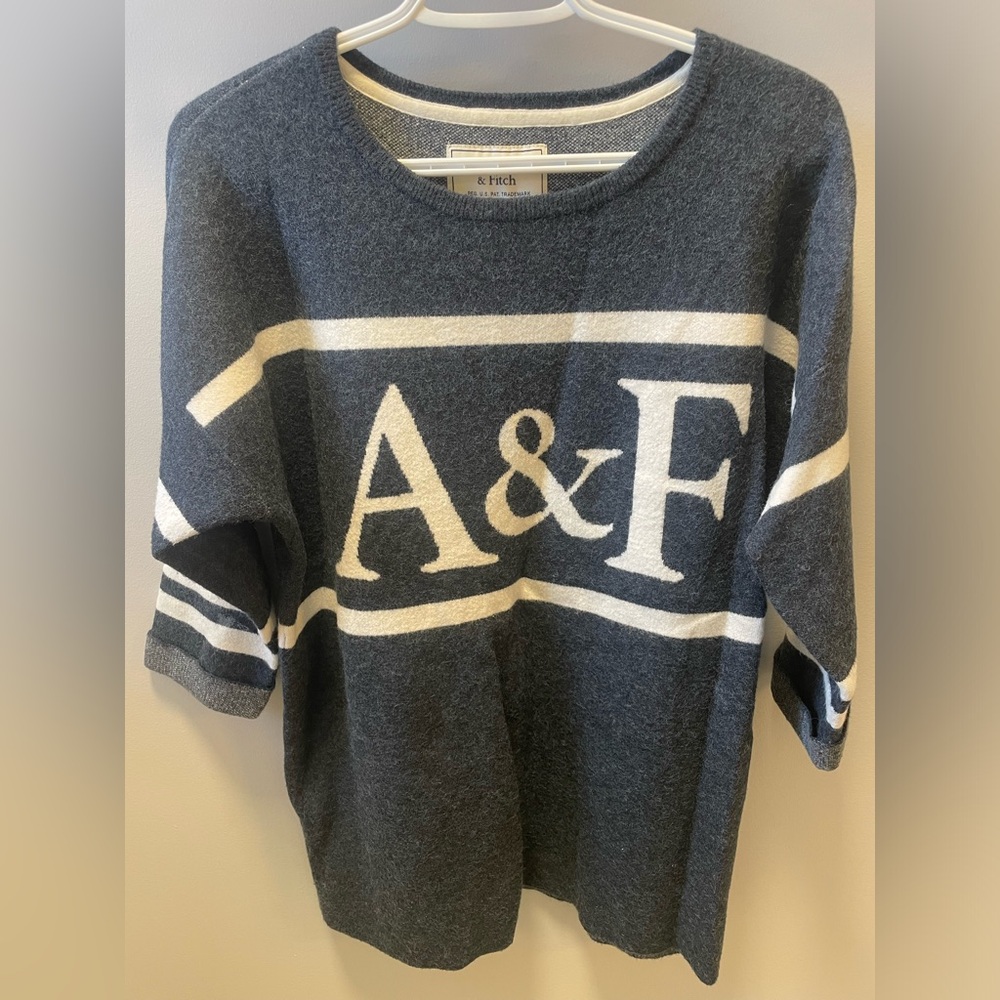 Abercrombie & Fitch Navy and White A&F Logo Knit Sweater